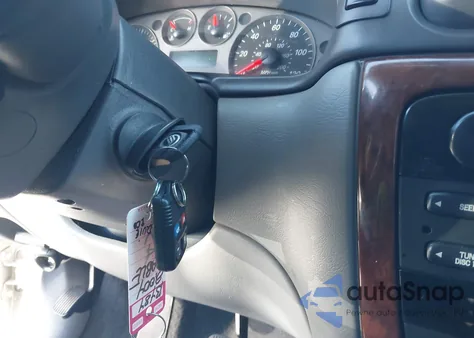 2004 Mercury Sable Ls Premium from USA, damaged, VIN 1MEFM55S24A603052